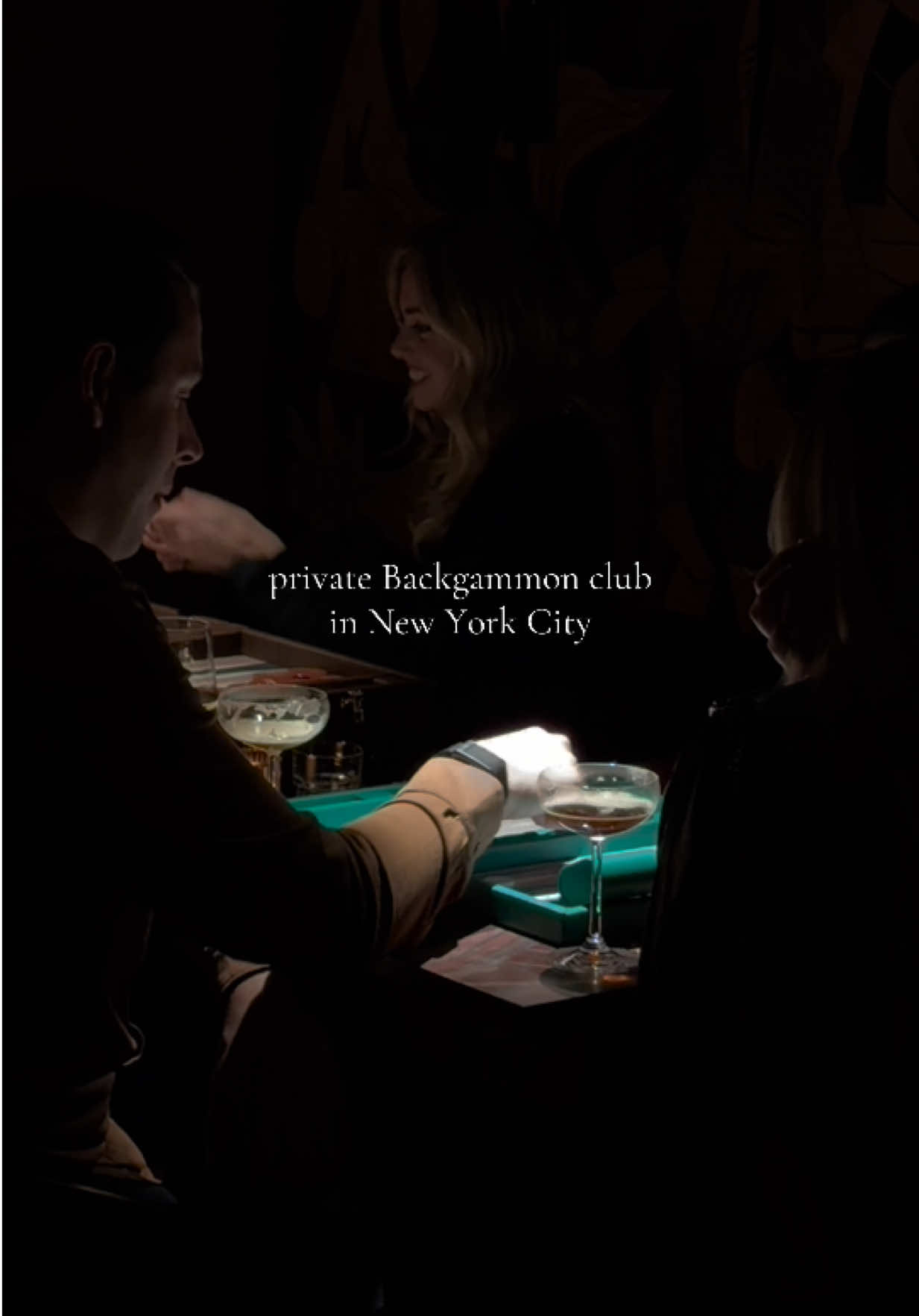 immaculate vibe #newyork #thingstodoinnyc #soberthingstodo #backgammon #club 