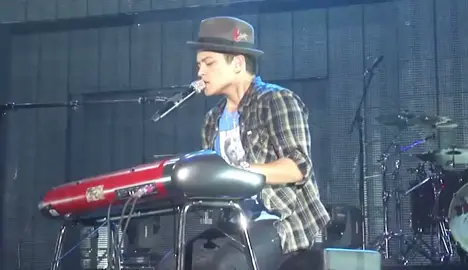 #brunomars #bruninho #brunomarsvideos #foryou #holligans 