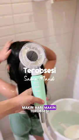 Udah ga males mandi deh pake ini, air yang keluat dari shower glow mist ini wangi @Ellara.id rambut dan kulit jadi lembut. Yuk samaan bisa beli dikiri bawah lagi ada diskon nih #ellaraglowmist #shower #showerair #kamarmandiminimalis #kamarmandiaesthetic 
