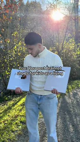 He just posts brainrot 😂#fy #fyp #youtubeautomation 