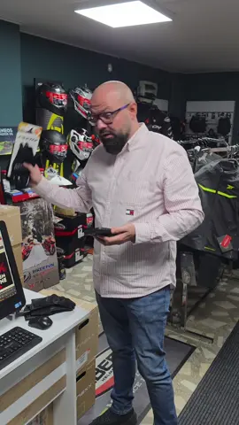Felicitari celor doi câștigatori!! Va rugam sa ne scrieti pentru a ne comunica marimea dorita si adresa de livrare! #blackfriday #BikerFunShop #fyp #motolifestyle @Cosmin Mihai Dindare 