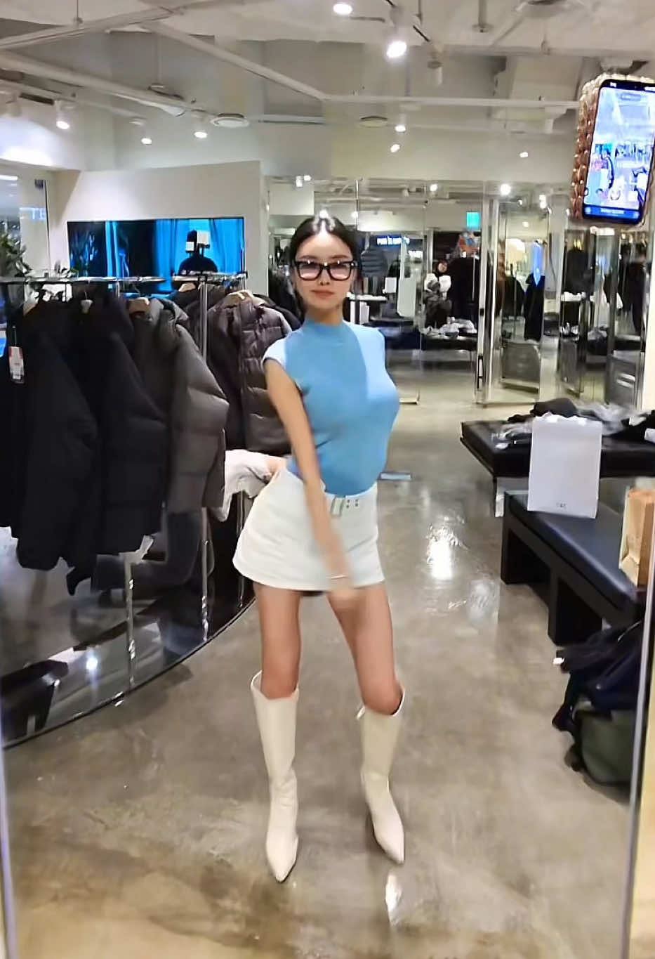 oh shutup 🙄 @stephkimmi #nayoon #mesmorizingdance #mesmorizing #memorizing 