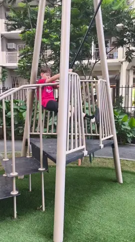 Me: Weeeeehhhhhh 😊 Zipline: Weeeeehhhhhh 😊 Gravity: Not today 🤣 #FrancescoFairbank #froggyfairbankofficial #zipline #fun #gravity 