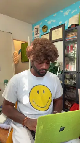 i’m BEGGING 😂 #theratea #resources #MentalHealth 