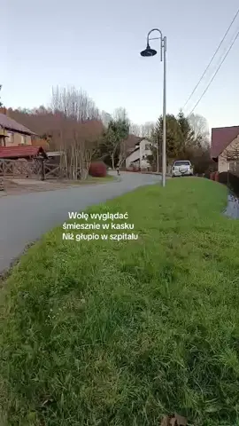 Wolę wyglądać śmiesznie w kasku niż głupio w szpitalu @7way Global @Kukirin_szakal @Driver G2 pro #ehulajka 