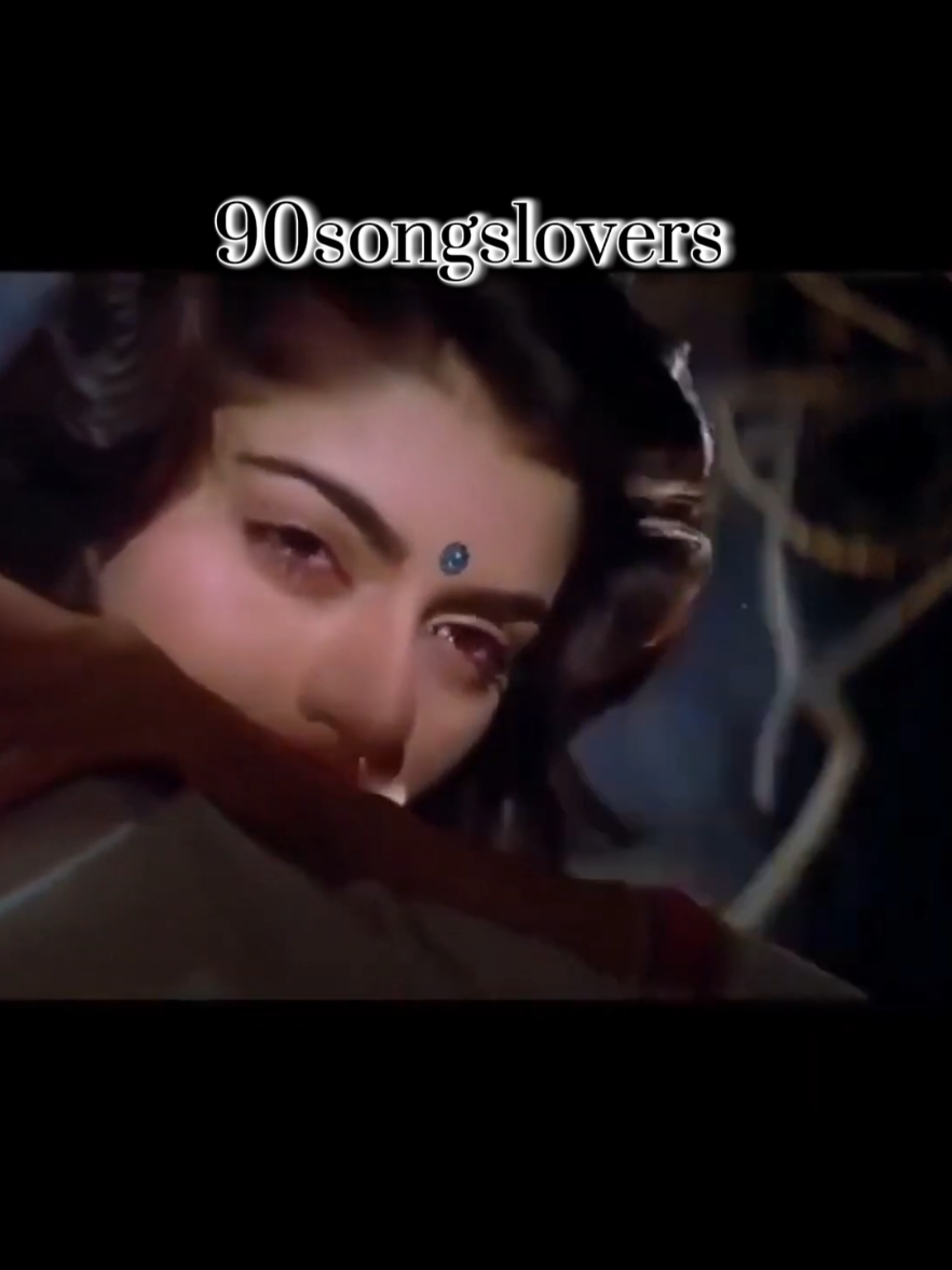 Mohabbat Na Karna Movie: Paayal (1992) Singers: Kumar Sanu and Sadhana Sargam Music Directors: Nadeem-Shravan Lyrics: Sameer Starring: Himalaya and Bhagyashree Genre: Sad song / Dard bhare geet #90songslovers #kumarsanu #sadhnasargam #Bhagyashree #Himalaya 