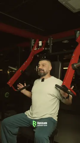 Incline Hummer بنج بريس اعلى جالس همر Machine Bench #كمال_اجسام #بناء_أجسام #لياقه_بناءاجسام_برامج_تغذيه_تخسيس_زيادة_وزن_متابعةاصابات 