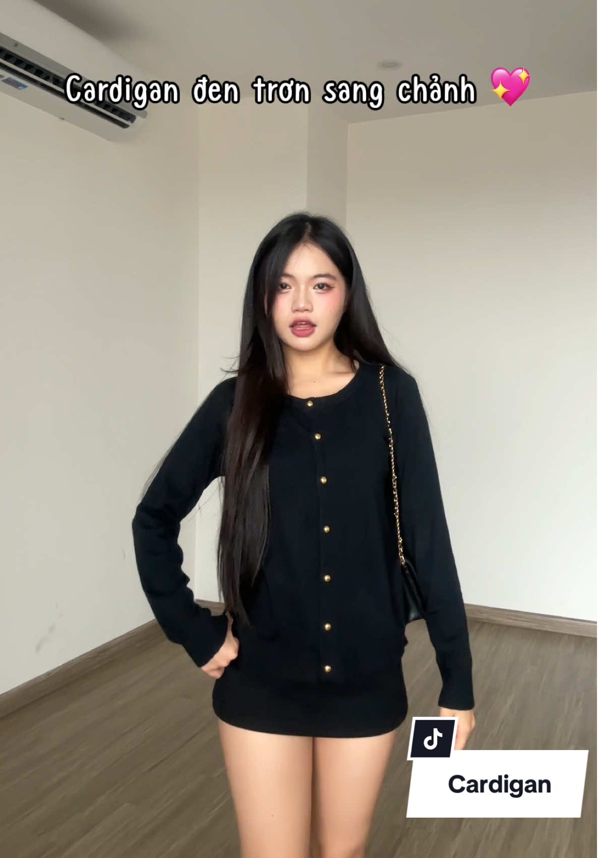 Áo cardigan màu đen basic sang chảnh #linhlipreview #cardigan #aolen 