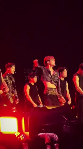 hi, #jeno #jaemin angkat telfon ku boleh?? #nomin 