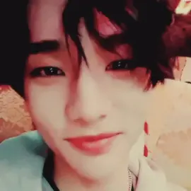 واييي كيوت#fyp #loveyou #hyunjin #CEREMONY 