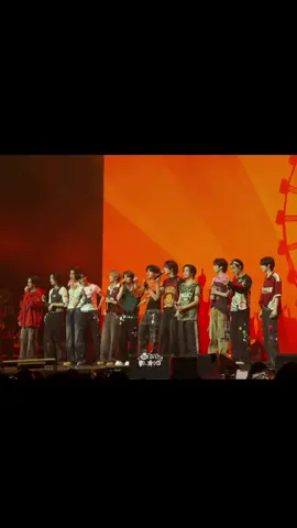 ยังรักอยู่ไหมแบบสดๆ 🥹 #FantaFestTHxBUS #BUSbecauseofyouishine #alanpasawee 