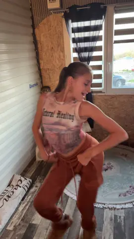 #voyageuse #100kfollowers #poutoi #gitana #faitpercerletiktok 