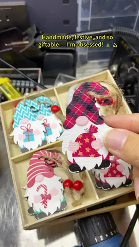 The perfect wooden ornaments your tree NEEDS this year 🎅🎁#ChristmasDecor #WoodenOrnaments #SantaDecor #TikTokShopBlackFriday #tiktokshopcybermonday 
