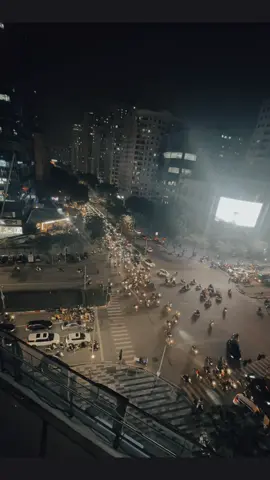 Đêm mùa đông #hànội #bốnmùa #mùađông #vẫn 