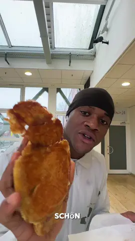 Ich meinte, ich würde alles für Franzbrötchen machen, aber so war das nicht gemeint. Wo geht's als Nächstes hin? #franzbrotchen #franzbrotchenmann 