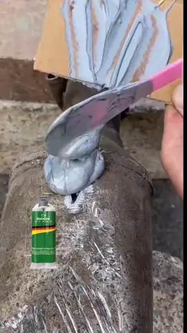 💪🧱 ROCKIYA – أقوى مادة لاصقة عالية التحمل لأعمال الصب والإصلاحات الصناعية! ⚙️🔥 منتج احترافي مُصمم لتحمّل أقسى الظروف، ويمنحك نتائج تدوم طويلاً بكل ثقة وأناقة 💎✨ ✅ مميزات ROCKIYA: 🔹 💥 قوة التصاق مذهلة تتحمل الضغط العالي 🔹 🧰 مثالي لأعمال الإصلاح والتثبيت الاحترافية 🔹 🌡️ يتحمل الظروف القاسية ودرجات الحرارة العالية 🔹 ⚡ سهل الاستخدام وسريع التفاعل 🔹 🧾 يدوم طويلاً – لنتائج دائمة بدون قلق 📦 متوفر الآن لدى تاج العز للإلكترونيات 🏪 🚚 خدمة توصيل إلى جميع المحافظات اليمنية للتواصل والاستفسار التواصل واتساب 📞 772105497 #غراء #لاصق #مادة_لاصقة #rockiya #ضد_الحرارة 