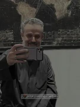 في نوفمبر ولد أحدُ أقمارِ الشيعة. 59 عامًا من الخدمة الحسينيّة، وكِلّما مرّ عِامٍ … نزدادُ يقينا بأنك خادم لا يتكرّر كل عامٍ وأنتَ حَبيبِ قلوبنا  دُمَت بحُب وأمان الحُسين❤️. . . #باسم_الكربلائي  #باسم_الكربلائي_خادم_لن_يتكرر 