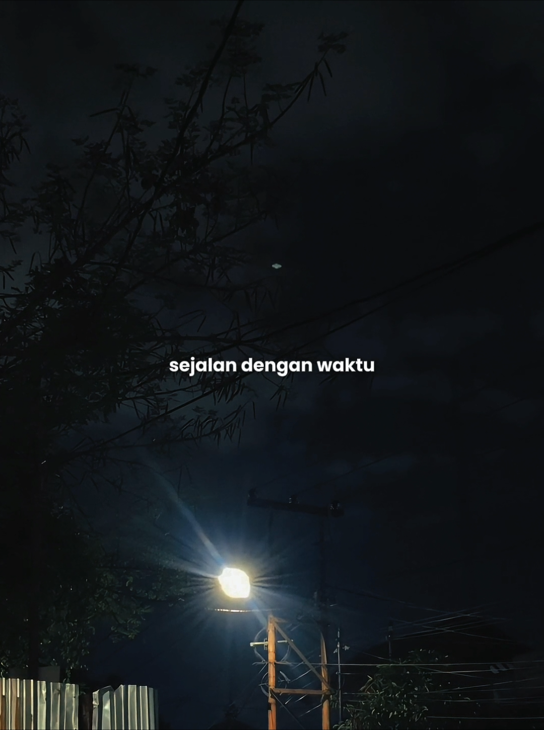 biarkan kosong, aku ingin merayakan diriku sendiri untuk waktu yang lama.