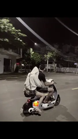 hummm 😘 #xuhuong #cucdang💓 @𝖝𝖚𝖆̂𝖓 𝖙𝖍𝖚𝖞̀🫆 