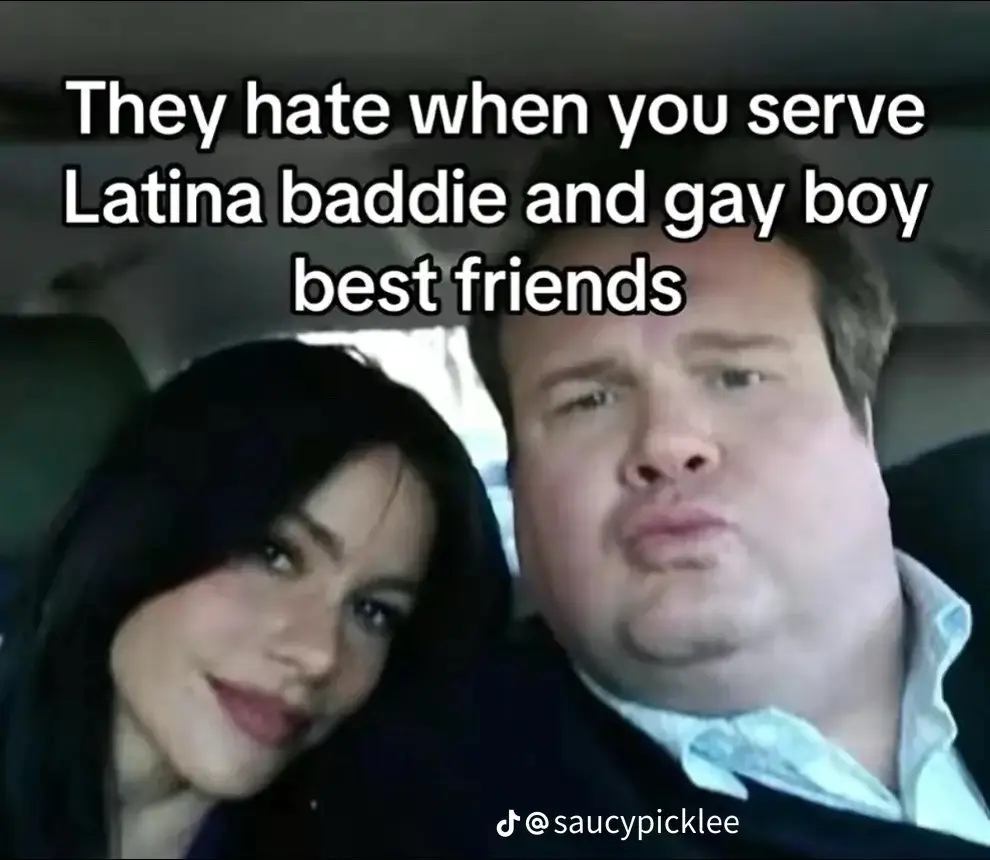 live laugh love and miss my bestie pop 🫶🏼😭😭  #theyhatewhenyouserve #latinabaddies #inmy20sdiaries #trendingsounds #gayboyfriend 