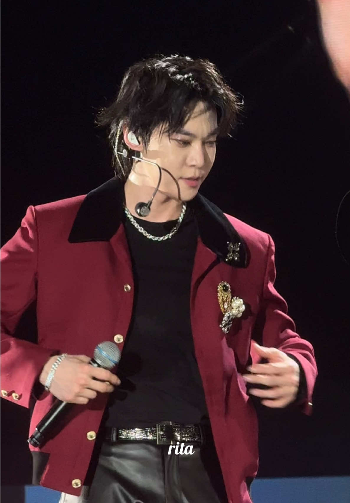 my designer #doyoung #nct #nct127 #NCT127_NEOCITY_BANGKOK_THE_MOMENTUM 