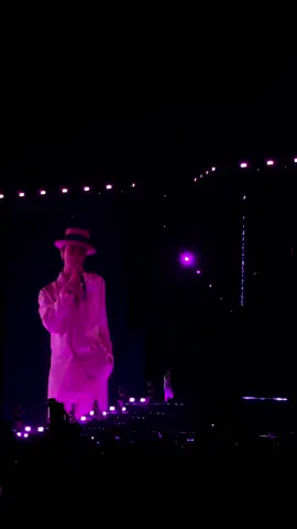 Take me view từ GA4 #gdragonworldtour2025 #concertgdragon2025 #gd #vietnam #fyp 