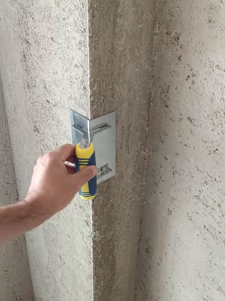 Profesyoneller için dış köşe aleti #building #DIY #wall #construction #tools