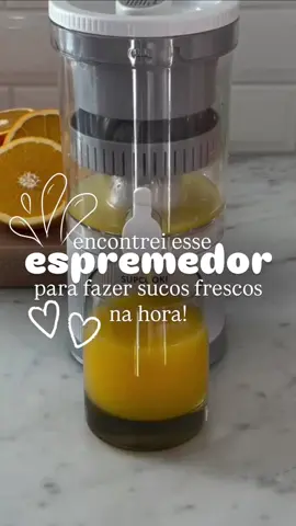🍊⚡ Suco fresco em segundos! O Espremedor de Laranja Elétrico Portátil é leve, prático e perfeito pra preparar suas bebidas favoritas sem esforço! 😍✨ Ideal para usar em casa, no trabalho ou onde quiser — mais sabor e saúde no seu dia! 💛 🔗 Quer o link com desconto? Comenta EU QUERO ou entra no grupo Achadinhos VIP Ofertas.🛍️ #achadinhosvipofertas #espremedordelaranja #cozinhapratica #achadinhosshopee #utilidadesdomesticas 