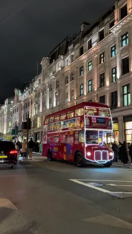 This is London baby 🇬🇧                       #londres #london #regentstreet #londonbus #oxfordstreet 