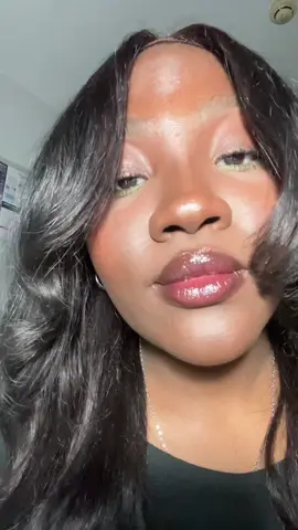 Eats Eats Eats Eats Eats                              Primer- E.L.F @elfcosmetics @e.l.f. Cosmetics UK  Foundation - @Nuban Beauty (shaded-D-15)  Blush and contour- @Zikel Cosmetics  Bronzer- discontinued cocoa 😔@Morphe Cosmetics  Setting spray - sealowatt by @Msmetics  #fyp #settingpowder #morphe #morphecosmetics #morphebronzer 