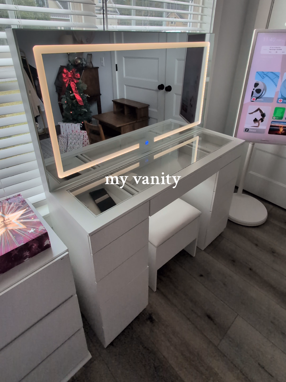 My fave furniture purchase this year. ✨ It has a blow dryer holder it comes with as well but I didn't install mine. I also decided not put the silver handles on because I like how this looks better. #makeupvanity #vanity #kickstart #tiktokshopblackfriday #ttssoutheast @Yitahomefurniture 