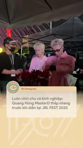 Quang Hùng MasterD thắp nhang trước khi diễn tại JBL FEST 2025 #tinkhongtuc #1967ent #gutlabel #QuangHungMasterD 