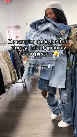 #fyp #thrift #thriftshop #thriftfinds #thrifting 