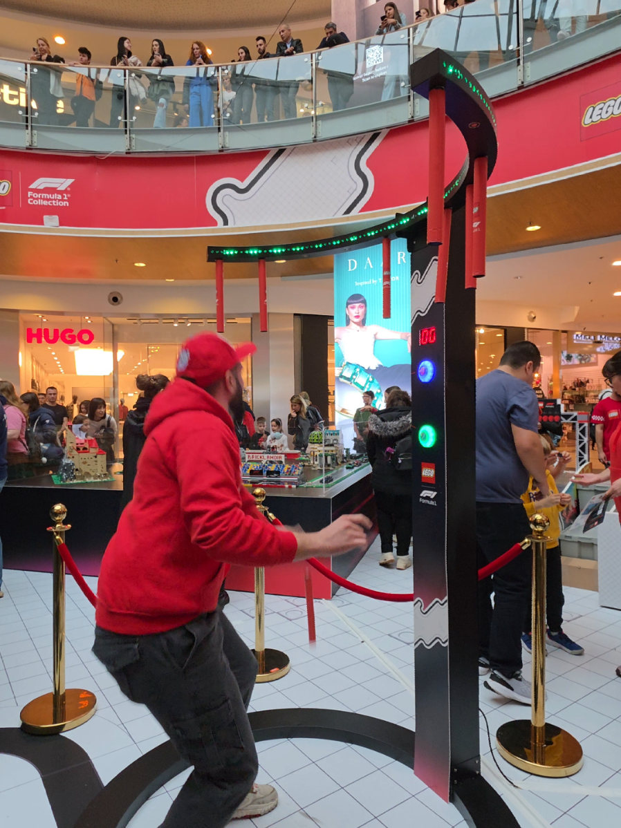 Test de reflex pentru piloți 🔥 Câte crezi că reușești să prinzi? 👀 Spoiler.. Nu e atât de ușor precum pare 😂😂