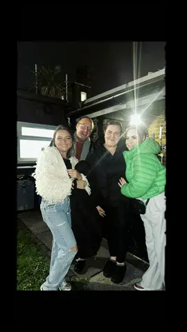 Fireworkssssss 🎆  @Lucy_victoria🩶 @Clare Hillyard  @Jade💕  & Kyle 💙