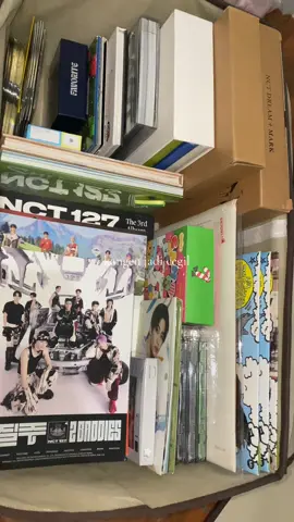 ga nyesel, tapi… #nct#photocardcollection#album#marklee 