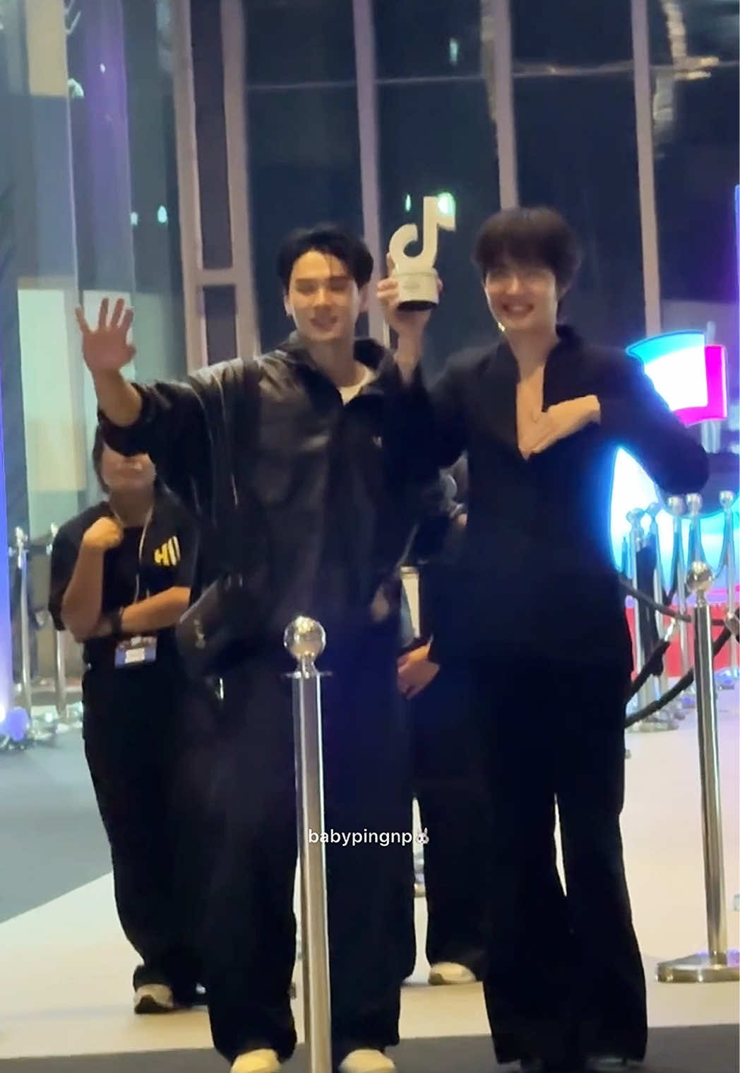 วันสำคัญกับคนพิเศษ🤍🏆 วันนี้นับหนึ่งรางวัลเดี่ยวของปุ๋งแย้ว มีพี่เก่งอยู่ข้างๆเสมอคับ @Harit_keng @nampingster  #TikTokAwardsTH2025xDMD  #KengHarit #nampingster #KengNamping #เก่งน้ำปิง 