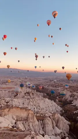 #cappadocia #hotairballoon #gündoğumumu🌄 #reels #göreme 