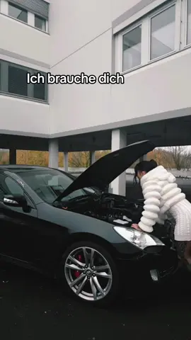 Markiere eine Kfz-Werkstatt, die mir helfen könnte. Und wenn du bei dem Video gelacht hast, dann einfach liken und folgen. Du wirst noch sehr viel von mir in meinem Auto hier mitbekommen #Autoprojekt #jenergieprivat @World Autovermietung @Hyundai USA 