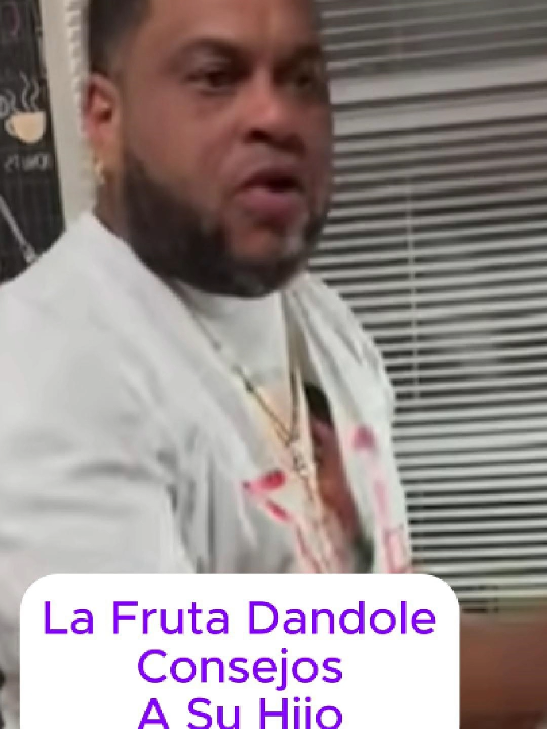 La Fruta Dandole Consejos A Su Hijo La Casa De Alofoke #lafruta #teamfruta #lacasadealofoke #alofoke #santiagomatias