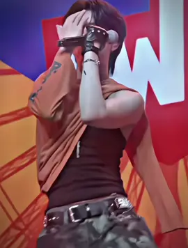 อ้ายเกอร์ทำเกิน#ไทยชญานนท์ #thaichayanon #thai #fyp #bus 