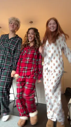 @Liamani christmas song and video are out NOWWWW ⭐️⭐️ #christmasmusic #christmas @Hudson Stone 