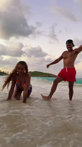 im def beyonce 🐝 @justineskye 