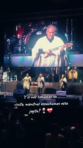Que lujito fue disfrutar Ukamampi munataxa en vivo junto a Fernando Torrico y los Kjarkas ♥️🥺#kjarkas  #concierto #folklore  #musicaboliviana #paratii 