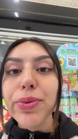 Yo peleo sola Skjsks 