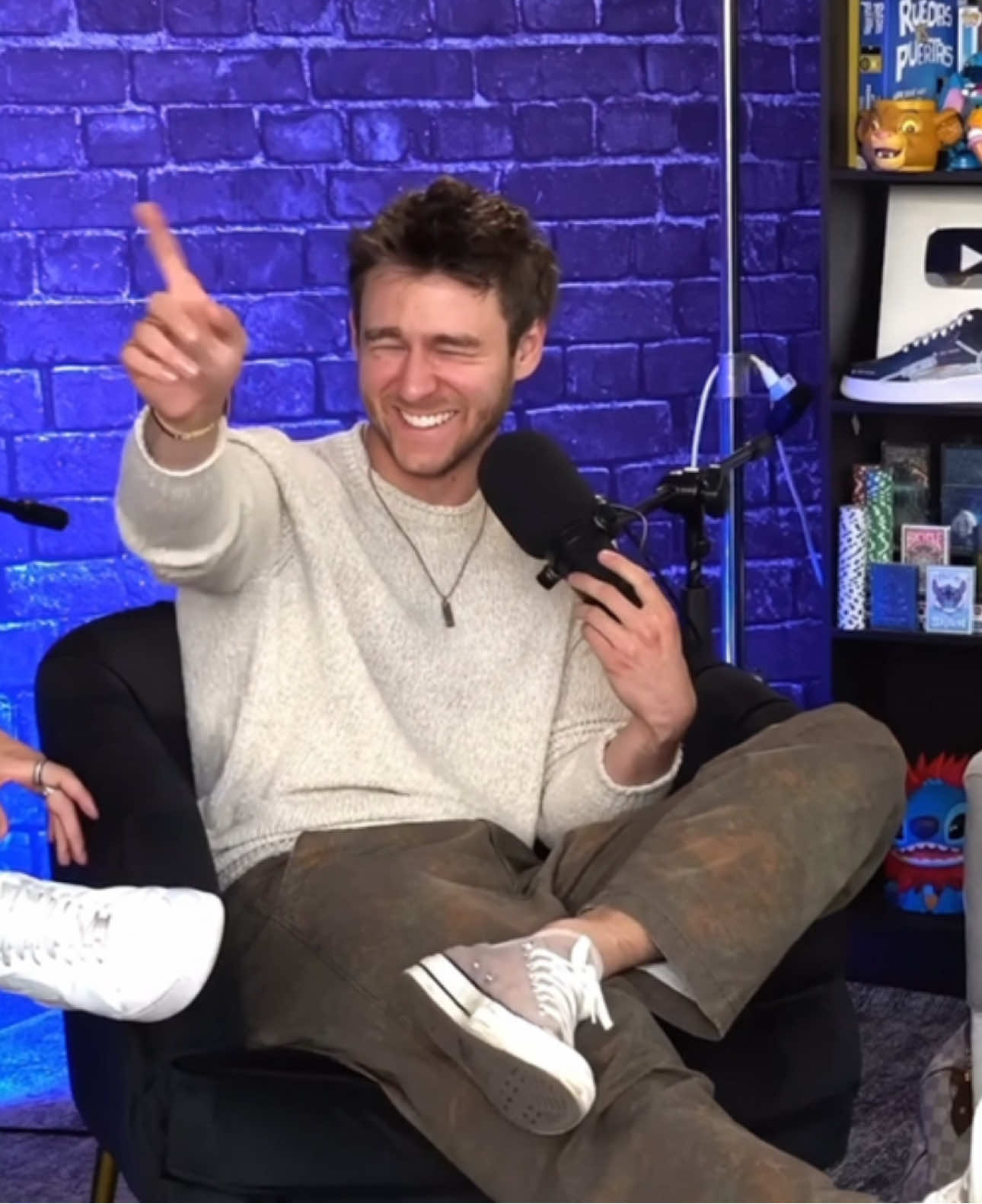 Esto es lo que haría Luis Chaparro si una amiga de su novia le tira la onda #luischaparro #5comentarios #alejandrosago #Zerme #coquetear 