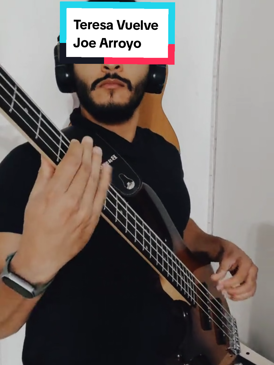 Tanta gente y yo solo ay ay ay🎧#bajoelectrico #para #paratii #joearroyo #teresa 