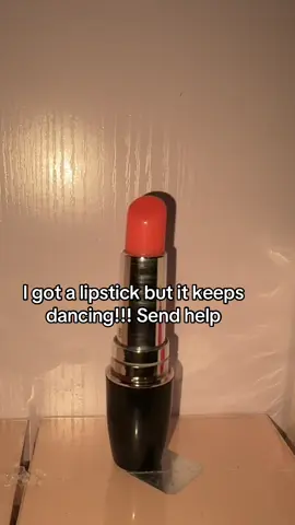 Na so una own lipstick dey be? #portharcourt #calipleasure #portharcourtbabes 