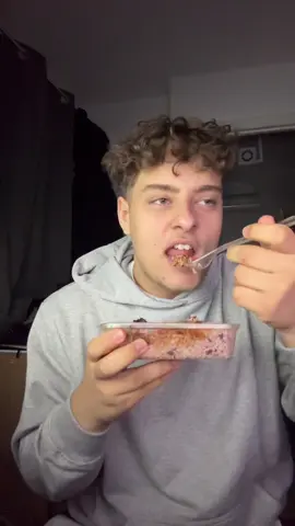 What other Jamaican food should I try?🇯🇲🙂#jamaica#jamaicatiktok #rasta #viral 