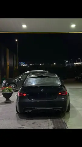 blackk🖤🖤#bmwe60 #bmwe60m5 #bmw #e60 #goviral 